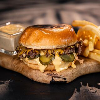 Meniu Eazy Cheesy Smash Burger