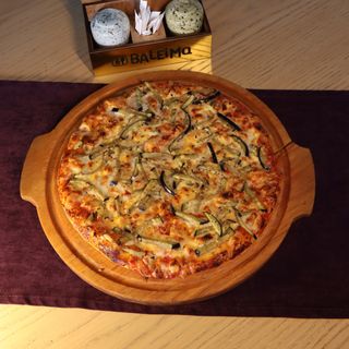 Пицца с баклажанами