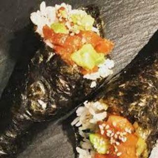 87. Temaki De Tartar De Salmón (2 Uds.)