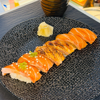 6 nigiri salmón