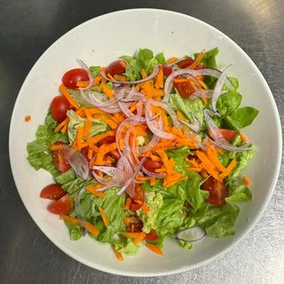 Insalata classica mediterránea