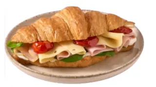 Croissant z szynką i serem
