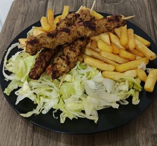 Spiedini di pollo shish kebab