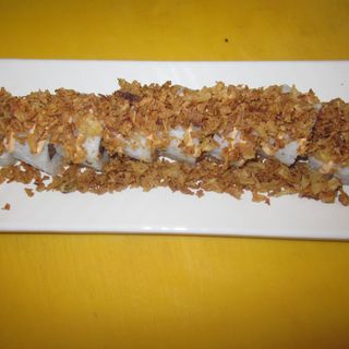 71-Uramaki Pollo Crujiente, Aguacate Y Cebolla Frita (8 Pzs.)