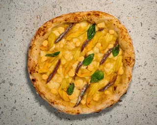 Fiori di zucca e alici