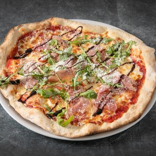 Pizza Romagnola 28  cm.