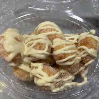 Vaschetta di bon bon con cioccolato bianco