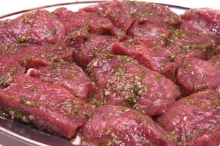 Шашлык из говядины в маринаде (1кг)