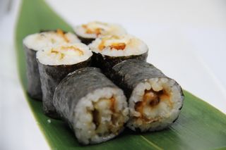 026 Hosomaki anguilla - 6 pezzi