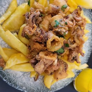 Chipirones Fritos (1/2 Ración)