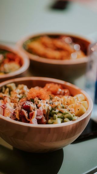 París Poke (Mediano)