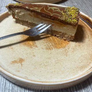 Дубайска торта (100г)