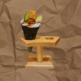 122. Temaki De Tempura De Langostinos Y Aguacate (1 Pza.)