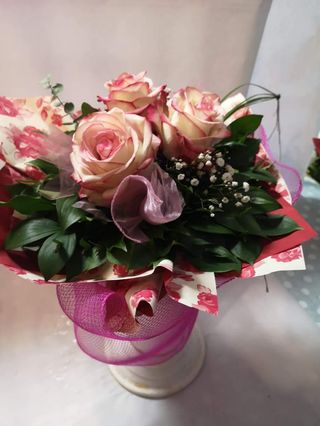 Buket bidermajer ruže 13