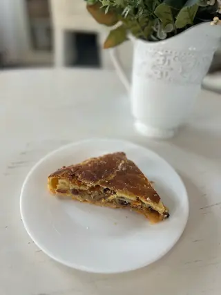 ფახლავა