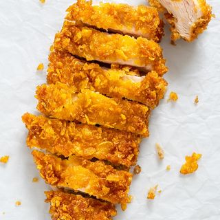 69. Pollo empanado / Breaded chicken breast