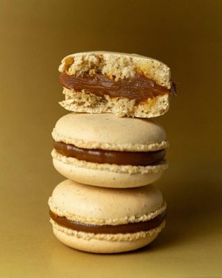 Макарон Солона карамель, 1 шт