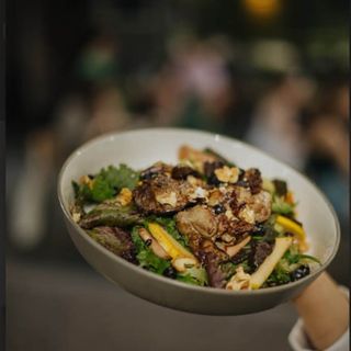 Теплий салат з печінкою (270г)