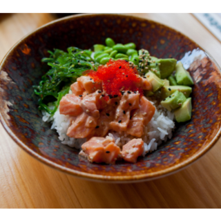 Poke Bowl de Salmón