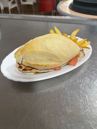 Montadito De Pollo
