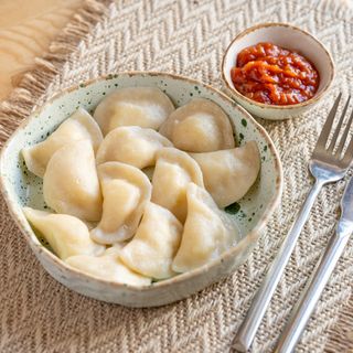 Вареники з картоплею веганські (200/50 г)