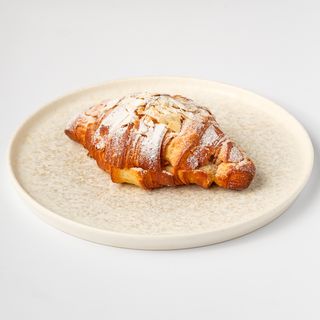 Croissant badem