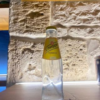Acqua tonica Schweppes