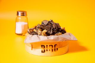 Cartofi prăjiți cu trufe și parmezan