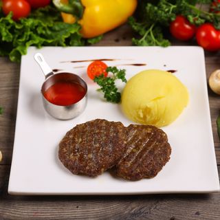 Котлеты по-домашнему с пюре