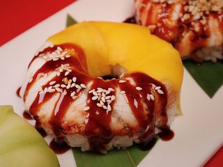 Donats з вугрем та манго (130g)