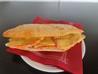 Bocadillo De Lomo