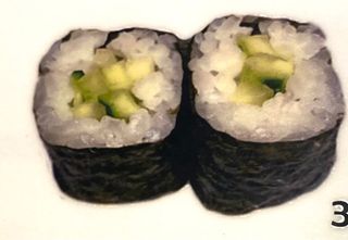 75.Maki pepino ( 8 uds)