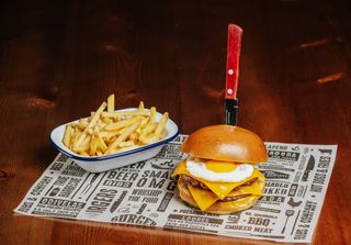 Egg Cheeseburger 200Gr