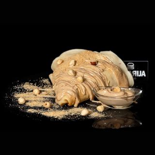 Palačinka sa belom nutelom