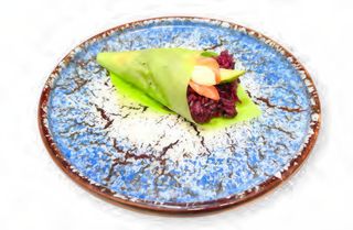 212. Temaki black tonno