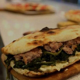 Saltimbocca salsiccia e friarielli