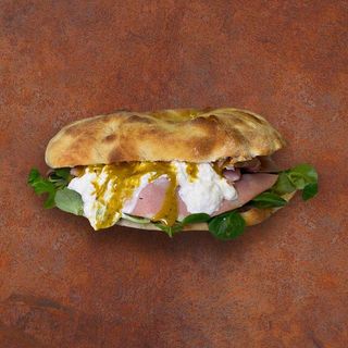 Indie Crock + bibita