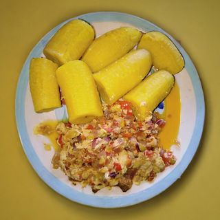 Ripe Plantain Porridge or Shredded Chicken