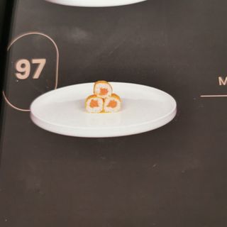 97. Maki De Salmón Con Hoja (6 Uds.)