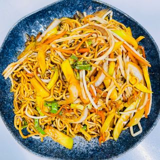 135. Yakisoba Con Verdura