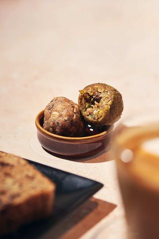 Bolita Energética de Mantequilla de Cacahuete y Chocolate 