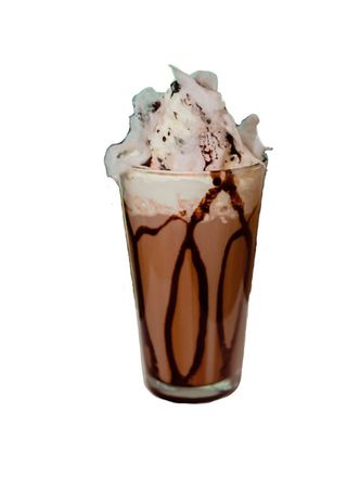 Milkshake cu ciocolata si vata pe bat