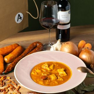 RACIÓN PARA 2 MUY PICANTES - Tinto Arienzo Marqués de Riscal - Crianza