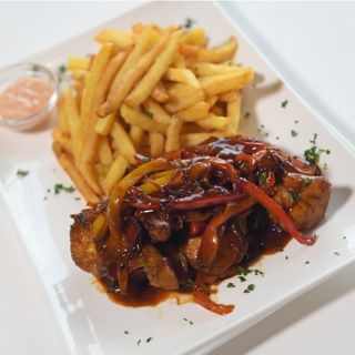 6 Pcs BBQ Chicken Wings Served With Fries
