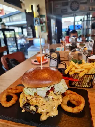 Cheeseburger 420gr