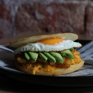 Arepa Trifásica (1 Ud.)