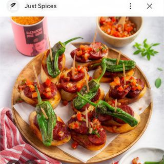 Choricitos con pimiento del padron