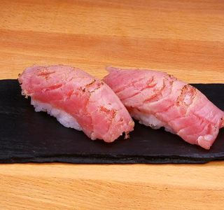 Нигири Тон Татаки (2бр-55г)