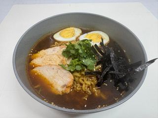 Рамен с курицей (450г)