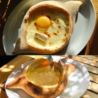 Хачапурі по-аджарськи (300г)